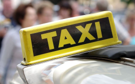 Бизнес-омбудсмен Бакиров назвал спекуляцией агрегаторов рост цен на такси в Ярославле